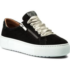 Sneakersy PIAZZA - 850384 Schwarz 1. Czarne półbuty damskie Piazza, ze skóry. W wyprzedaży za 239,00 zł.