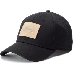 Czapka z daszkiem TOMMY HILFIGER - Patch Cap AW0AW06797 002. Czarne czapki damskie TOMMY HILFIGER, bez wzorów, z bawełny. W wyprzedaży za 139,00 zł.