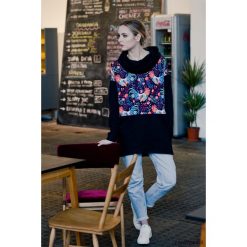 Boho Wild, bluza damska z komino- kapturem. Niebieskie bluzy z kapturem damskie marki Pakamera, z bawełny. Za 199,00 zł.