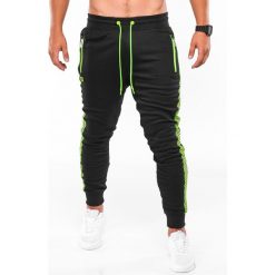 SPODNIE MĘSKIE DRESOWE P730 - CZARNE/ZIELONE. Czarne spodnie męskie Ombre Clothing, s, bez wzorów, z bawełny. Za 39,00 zł.