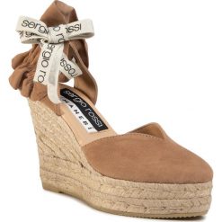 Espadryle MANEBI - A88600-MFN975-1504 Taupe. Pomarańczowe espadryle damskie Manebi, z aplikacjami, ze skóry, bez obcasa, na obcasie. Za 989,00 zł.