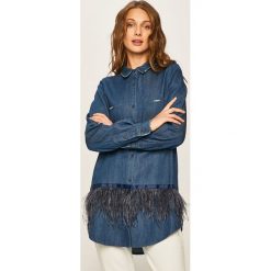 Twinset - Koszula jeansowa. Niebieskie bluzki damskie Twinset, s, bez wzorów, z bawełny, klasyczne, z klasycznym kołnierzykiem, z długim rękawem. Za 819,90 zł.