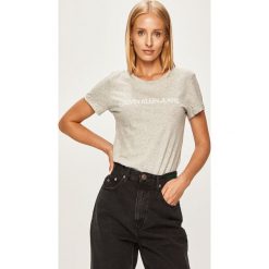 Calvin Klein Jeans - T-shirt. Białe bluzki damskie Calvin Klein Jeans, s, z nadrukiem, z bawełny, z okrągłym kołnierzem. Za 129,90 zł.