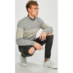 Selected - Sweter. Szare swetry męskie marki Selected, xl, bez wzorów, z bawełny, z okrągłym kołnierzem, bez kaptura. W wyprzedaży za 119,90 zł.