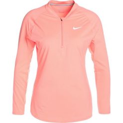 Nike Performance PURE Koszulka sportowa lava glow/white. Czerwone t-shirty damskie marki Nike Performance, l, z elastanu, z długim rękawem. W wyprzedaży za 164,25 zł.