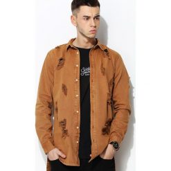 Camelowa Koszula Self Assured. Brązowe koszule męskie Born2be, s, bez wzorów, z wykładanym kołnierzem, bez rękawów. Za 139,99 zł.