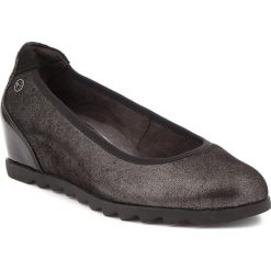 Półbuty TAMARIS - 1-22421-21 Black Comb 098. Czarne półbuty damskie na koturnie Tamaris, z materiału. W wyprzedaży za 219,00 zł.
