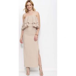 Beżowa Sukienka Maxi Wieczorowa z Rozcięciem na Boku. Brązowe sukienki damskie Molly.pl, na co dzień, s, bez wzorów, eleganckie, z podwójnym kołnierzykiem, bez rękawów, maxi, proste. Za 149,90 zł.