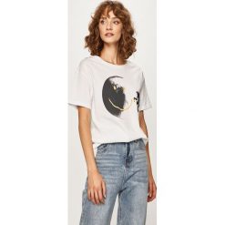 Answear - T-shirt. Białe bluzki damskie ANSWEAR, s, z nadrukiem, z bawełny, z okrągłym kołnierzem. Za 39,90 zł.