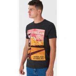 T-shirt z nadrukiem San Francisco - Szary. Szare t-shirty męskie House, s, z nadrukiem, bez kołnierzyka. Za 39,99 zł.