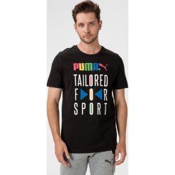 Puma Tailored for Sport Koszulka Czarny. Czarne podkoszulki męskie Puma, s, z nadrukiem, z bawełny, z krótkim rękawem. Za 128,95 zł.