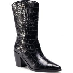 Kozaki AIGNER - Rachel 4B 1202225 Black 001. Czarne kozaki damskie Aigner, ze skóry, bez obcasa, na obcasie, bez zapięcia. Za 1819,00 zł.