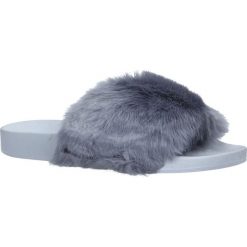 Szare klapki z futerkiem Casu 232-3. Szare klapki damskie Casu, bez wzorów, bez obcasa. Za 39,99 zł.