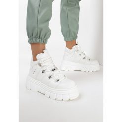Białe Sneakersy Ilathylia. Białe sneakersy damskie Born2be. W wyprzedaży za 169,99 zł.