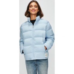 Calvin Klein Jeans - Kurtka puchowa. Białe kurtki damskie Calvin Klein Jeans, s, bez wzorów, z poliesteru, krótkie. W wyprzedaży za 769,90 zł.
