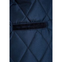 Mothercare QUILTED BABY Kurtka przejściowa navy. Niebieskie kurtki chłopięce przejściowe marki mothercare, z materiału. Za 199,00 zł.
