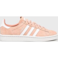 Adidas Originals - Buty Campus. Pomarańczowe buty sportowe damskie adidas Originals, bez wzorów, ze skóry, sportowe. W wyprzedaży za 299,90 zł.