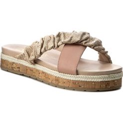 Klapki JANA - 8-27204-28 Rose Comb 502. Różowe klapki damskie Jana, bez wzorów, ze skóry, bez obcasa. W wyprzedaży za 229,00 zł.