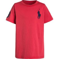 Polo Ralph Lauren Tshirt z nadrukiem deep orangey red. Brązowe t-shirty chłopięce z nadrukiem marki Polo Ralph Lauren, z bawełny. Za 359,00 zł.