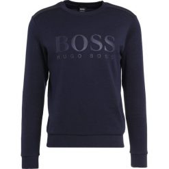 BOSS ATHLEISURE SALBO Bluza navy. Niebieskie kardigany męskie BOSS Athleisure, xl, bez wzorów, z bawełny, bez kołnierzyka, bez rękawów, bez kaptura. W wyprzedaży za 377,30 zł.