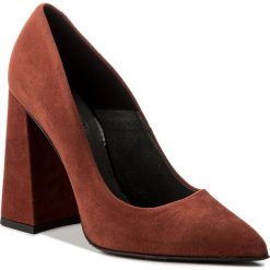Półbuty SIMPLE - Ingrid DCH658-AG5-4900-0100-0 18. Czerwone półbuty damskie skórzane marki Simple, eleganckie, na obcasie. W wyprzedaży za 249,00 zł.