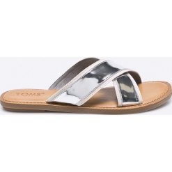 Toms - Klapki Viv. Szare klapki damskie marki Toms, bez wzorów, z materiału, bez obcasa. W wyprzedaży za 199,90 zł.