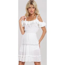 Biała Sukienka Waterfall Happiness. Białe sukienki damskie other, na lato, s, z aplikacjami, z falbankami, bez rękawów, mini. Za 104,99 zł.