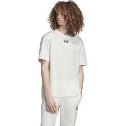 Adidas Originals Koszulka Biały. Białe podkoszulki męskie adidas Originals, s, bez wzorów, z bawełny, z krótkim rękawem. Za 119,95 zł.