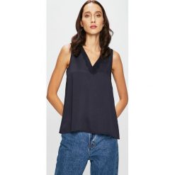 Vero Moda - Top. Niebieskie bluzki damskie Vero Moda, s, bez wzorów, z poliesteru, casualowe, bez kołnierzyka, bez rękawów. W wyprzedaży za 59,90 zł.