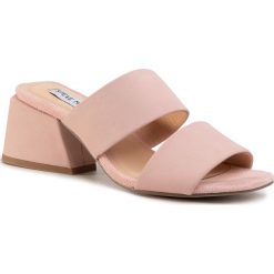 Klapki STEVE MADDEN - Keline SM11000474-03003-485 Nude. Różowe klapki damskie Steve Madden, bez wzorów, ze skóry, bez obcasa. W wyprzedaży za 239,00 zł.