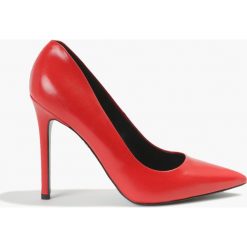 Czółenka czerwone Donna. Szare czółenka marki Badura, z materiału. Za 209,99 zł.