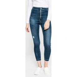 Guess Jeans - Jeansy. Niebieskie jeansy damskie rurki Guess Jeans, z bawełny, z podwyższonym stanem. W wyprzedaży za 499,90 zł.
