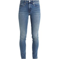 Calvin Klein Jeans CKJ 011 MID RISE SKINNY Jeans Skinny Fit chico blue. Niebieskie jeansy damskie relaxed fit Calvin Klein Jeans, z bawełny. Za 549,00 zł.