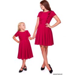 LATORI - Sukienka z kolekcji Mama i córka LD13. Różowe sukienki dziewczęce z falbanami Pakamera, w koronkowe wzory, z koronki, z krótkim rękawem, krótkie. Za 69,00 zł.