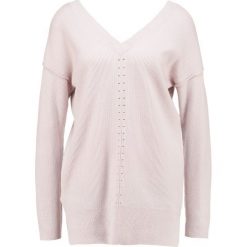 Swetry klasyczne damskie: Topshop Petite POINT FRONT Sweter light pink