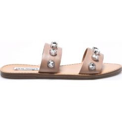 Steve Madden - Klapki Jessy. Szare klapki damskie Steve Madden, bez wzorów, ze skóry, bez obcasa. W wyprzedaży za 229,90 zł.