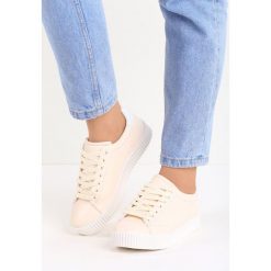 Beżowe Creepersy Teedo. Brązowe półbuty damskie Born2be, na imprezę, bez wzorów, z tkaniny, bez obcasa, na platformie, na sznurówki. Za 34,99 zł.