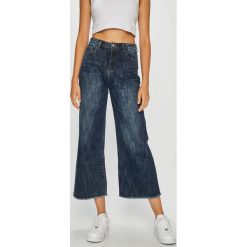 Answear - Jeansy. Niebieskie jeansy damskie ANSWEAR, s, z podwyższonym stanem. W wyprzedaży za 69,90 zł.