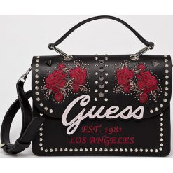 Guess Jeans - Torebka. Brązowe torebki klasyczne damskie Guess Jeans, w paski, z jeansu, średnie. Za 679,90 zł.