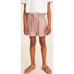 Mango Kids - Szorty dziecięce Line 110-164 cm. Różowe spodenki dziewczęce Mango Kids, bez wzorów, z lyocellu, casualowe. W wyprzedaży za 39,90 zł.