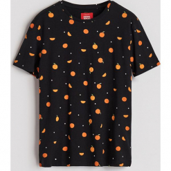 T-shirt z nadrukiem - Czarny. Czarne t-shirty męskie z nadrukiem marki Reserved, s. Za 39,99 zł.