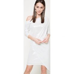 Sukienki: Kiss my dress – Sukienka
