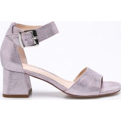 Solo Femme - Sandały. Szare klapki damskie Solo Femme, bez wzorów, ze skóry, bez obcasa, na szpilce. W wyprzedaży za 179,90 zł.