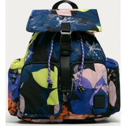Desigual - Plecak. Plecaki damskie Desigual, bez wzorów, z poliesteru. Za 419,90 zł.