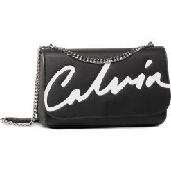 Torebka CALVIN KLEIN JEANS - Ckj Sculpted Flap Ew Xbody K60K606572 BDS. Czarne torebki klasyczne damskie Calvin Klein Jeans, bez wzorów, z jeansu, wizytowe, na ramię, bez dodatków. W wyprzedaży za 409,00 zł.