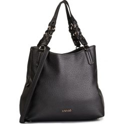 Torebka LIU JO - M Satchel A69060 E0086 Grape Juice Met. 04203. Szare torebki klasyczne damskie Liu Jo, bez wzorów, ze skóry ekologicznej, eleganckie, bez dodatków. W wyprzedaży za 369,00 zł.