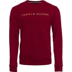 Tommy Hilfiger bluza męska UM0UM01209 Track Top LS HWK XL czerwona. Czerwone bluzy męskie TOMMY HILFIGER, xl, bez wzorów, z bawełny, klasyczne, z klasycznym kołnierzykiem, bez rękawów, bez kaptura. Za 349,00 zł.