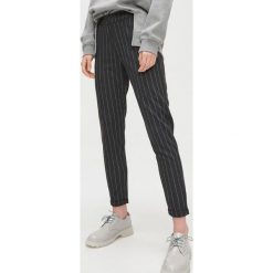 Spodnie chino slim - Szary. Szare spodnie damskie Cropp, s, bez wzorów. Za 59,99 zł.