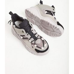 SNEAKERSY LOVE TREK LOW PINKO. Buty sportowe damskie Pinko, bez wzorów, sportowe. Za 1119,00 zł.