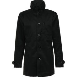GStar GARBER Prochowiec dark black. Czarne płaszcze męskie G-Star, m, bez wzorów, z bawełny, bez kaptura. Za 929,00 zł.